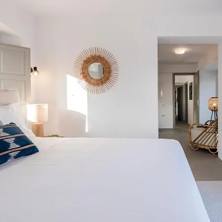 Bohemian Blue - 7 Bdrm - In 200m - Mg Villa *