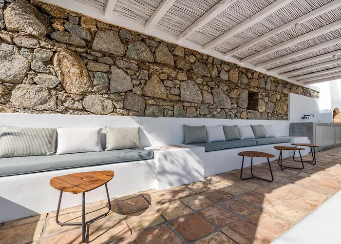 Villa Bohemian Blue - 7 Bdrm - In 200m - Mg