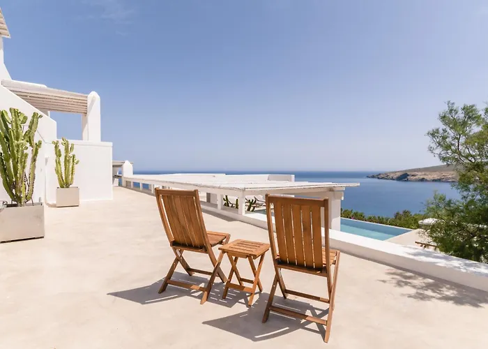 Vila Bohemian Blue - 7 Bdrm - In 200m - Mg