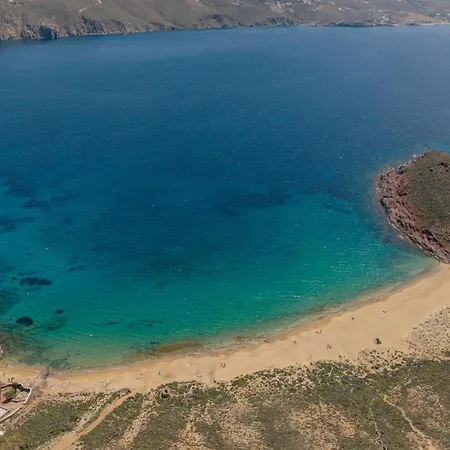 Willa Bohemian Blue - 7 Bdrm - In 200m - Mg