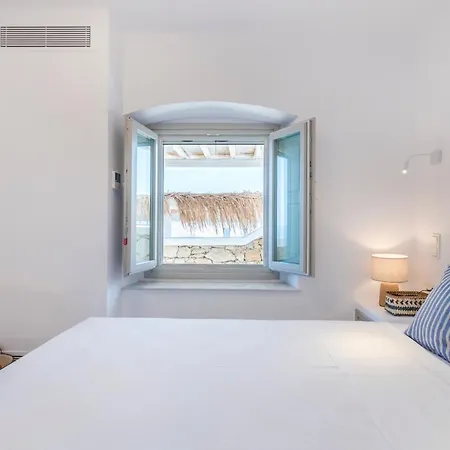 Bohemian Blue - 7 Bdrm - In 200m - Mg Panormos (Mykonos)