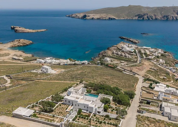 Bohemian Blue - 7 Bdrm - In 200m - Mg Panormos (Mykonos)