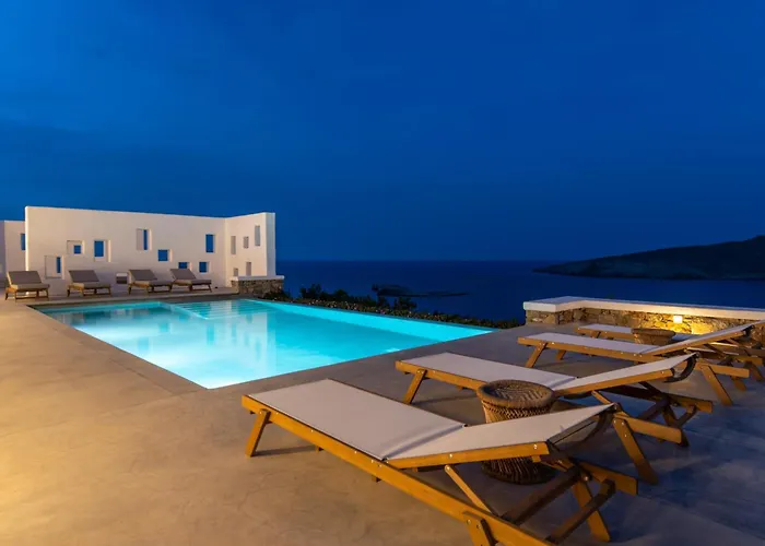 Villa Bohemian Blue - 7 Bdrm - In 200m - Mg